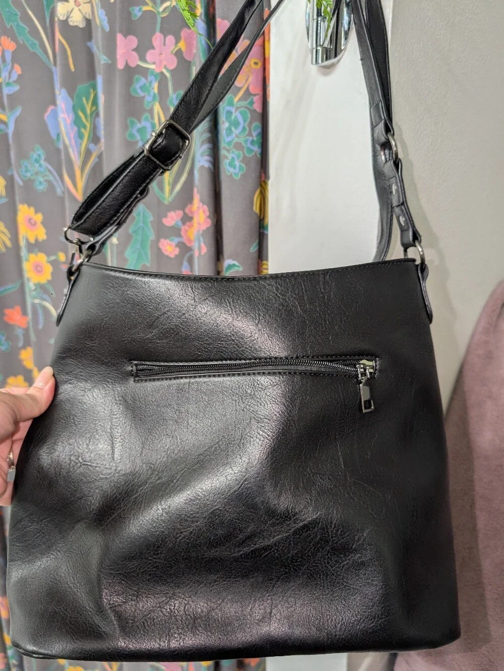 Sam & Hadley Black Floral Embroidered Shoulder Bag